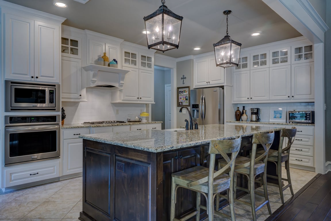 under-cabinet kitchen lighting